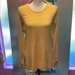 Lululemon Swiftly Tech Long Sleeve top